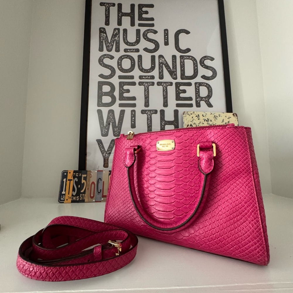 Pink Micheal Kors Leather Crossbody